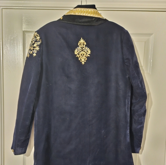 Mens SHERWANI - Picture 4 of 7